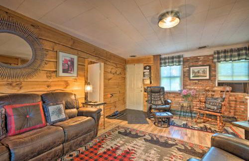 Adirondack Mountains Cottage Near Gore Mountain! - Foto 4