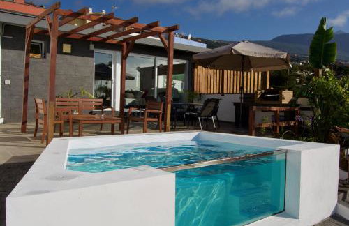 Los Tropicales - Foto 2