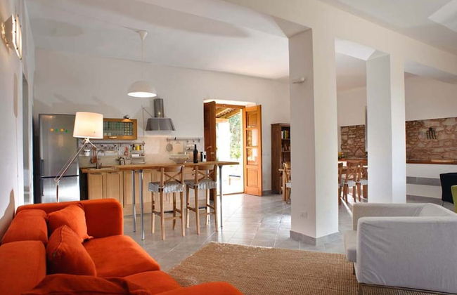 Detached Villa in an Excellent Location Near the Sea - Foto 8