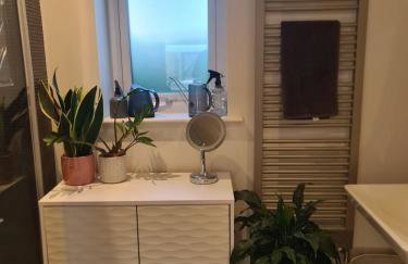 The Snuggery-Hot Tub-Free Parking-Accessible - Foto 36