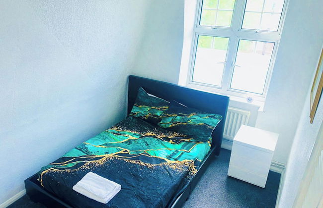 3bed Apartment Sleeps 6 - Free Parking, Wifi - Foto 2