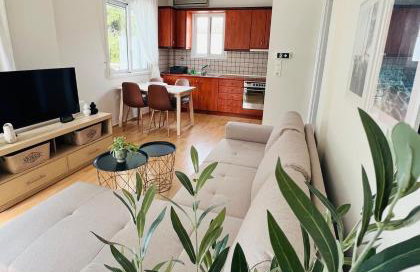 Emerald Lake Loft - Photo 1