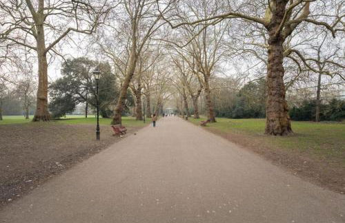 Amanah Properties - Stylish Retreat for Friends & Families Zone 1 Sleeps 5 - Foto 47