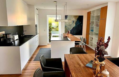 Apartments bei Playmobil EG,130m2,große Terassen,24h Self Check-in, free Parking - Foto 1