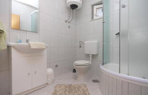 Apartments with a swimming pool Zakucac, Omis - 5954 - Photo 28