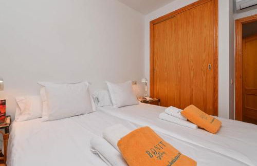 Bonita stay B Beach 1ªlínea, fibra, AA, BBQ, pool - Foto 22