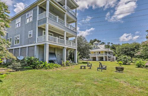 Family Beach Home Walk to N Litchfield Beach - Foto 2