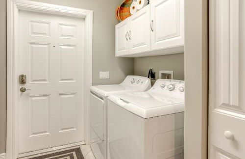 Jupiter Cottage with Patio, Gas Grill and Fire Pit! - Photo 16