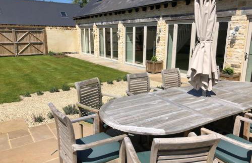 Stone Barn, contemporary barn conversion - Photo 36