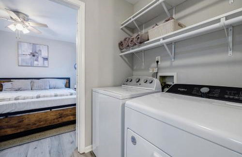 Atlanta Zoo Free Private Driveway Parking 1B-1B - Photo 6