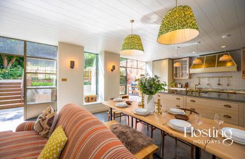 The Writers Retreat - Photo 15