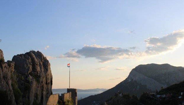 Kliss Fortress Sunset Tour with Sightseeing Bus - Photo 3