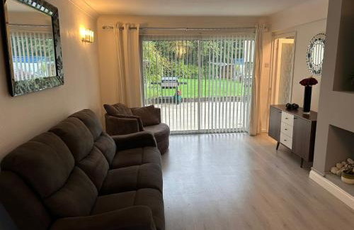 Truehome Close to Stansted Airport - Foto 9