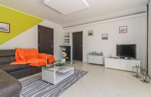2 Bedroom Lovely Apartment In Gracisce - Foto 4