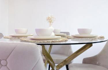 Luxury 2 bedroom Leeds City Apartment with Free parking & Jacuzzi bath - Foto 9