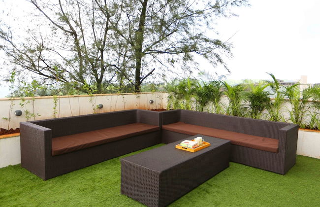 Royal Oakwood Villa by Shiloh Stay - Photo 1