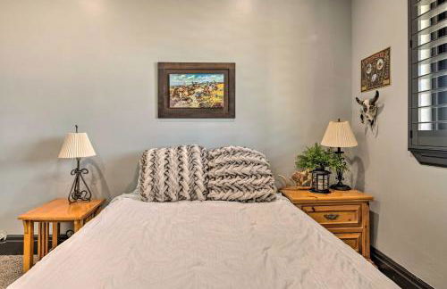 Spacious Tooele Unit with Sprawling Mtn Views! - Foto 18