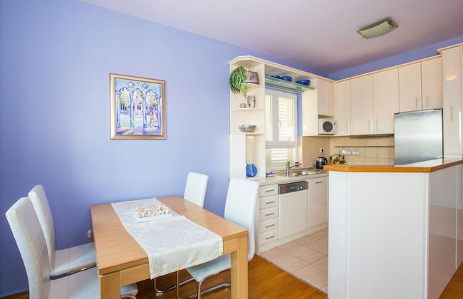 Apartment 3 Beaches With Free Parking - Photo 20