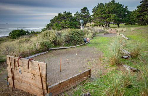 Oceanfront Home in Port Orford The Lighthouse - Foto 24