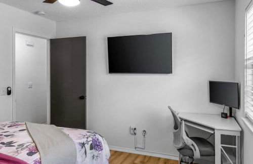 Back-40 Retreat with Hot Tub & Bike Garage - Photo 29