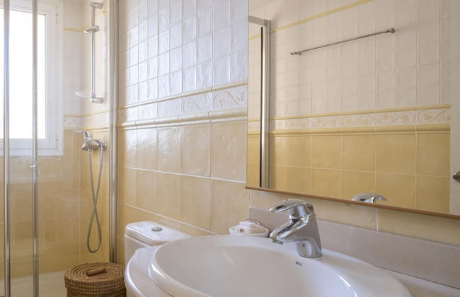 Elegant Villa in Calafell With Swimming Pool - Foto 20