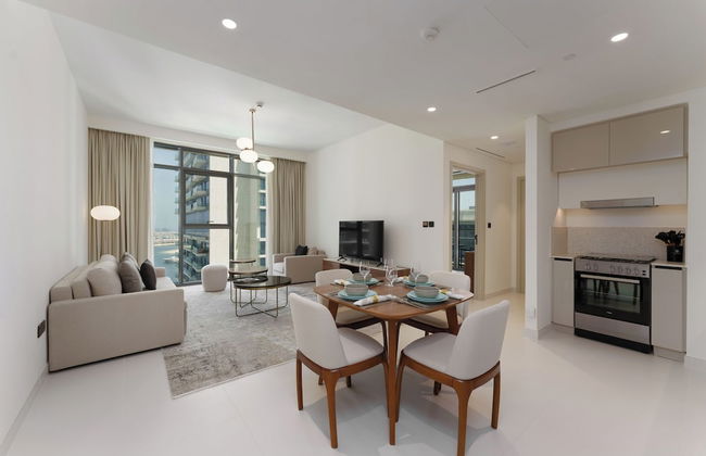 Maison Privee - Upscale Apt w/ Partial Dubai Marina & Palm Views - Photo 7