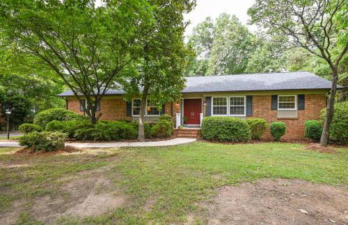 Greensboro Golf Getaway - 9 Mi to Downtown! - Foto 23