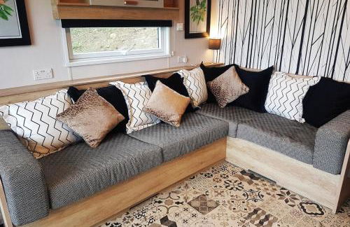 POD6 Family Glamping with seaview & Wi-Fi - Photo 26