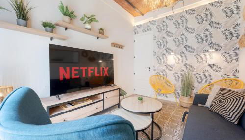 Piso Exclusivo con 5 Dormitorios en el Corazón de Tarragona - Foto 3