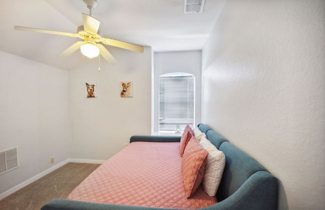 Elegant 5br Villa With Private Pool 5 Bedroom Home by RedAwning - Photo 29