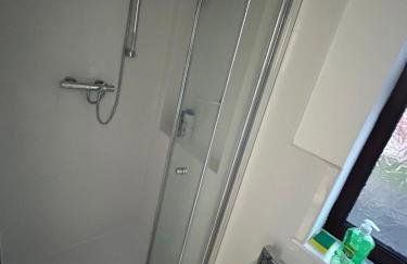 3 bed family home northwood London suburbs - Foto 14