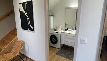 Superbe Duplex au pied du tram et de la gare - Foto 2