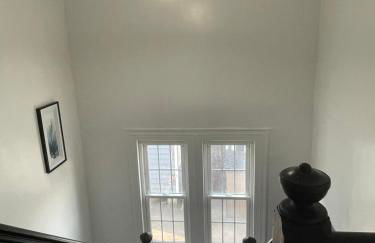 Gorgeous Victorian House!! Entire suite in SAM's home - Foto 40