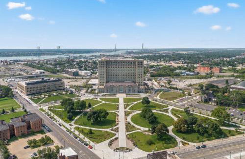 Chic Vinewood Home King Plus 2 Queens - Foto 3