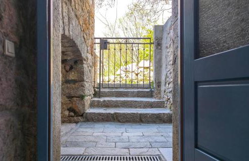 Cozy Home In Veli Dol With Jacuzzi - Foto 13