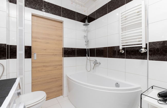 Biała Mewa Apartment by Renters - Photo 31