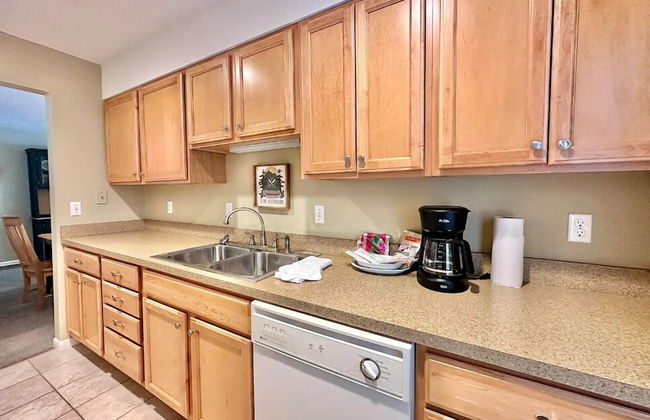 Charming 1BDR Condo w Golf Course View - Foto 16