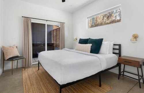 Glass House - Hot Tub - Voted AVL's #1 Luxe Stay - Foto 23