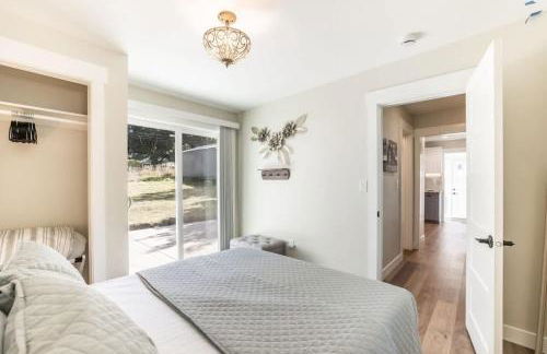 Flying Colors Cottage Walk to Downtown - Foto 5