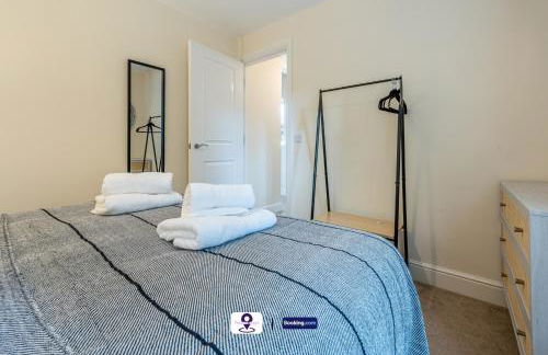 Last-Minute Escapes ! Summer Days l RTM Stay l 4 -Bed House By Finesse Stays Short Lets & Serviced Accommodation Wakefield With Parking, Contractors - Foto 39
