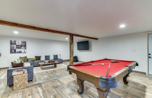 Game Room and Hot Tub! Cresco Family Home - Foto 3