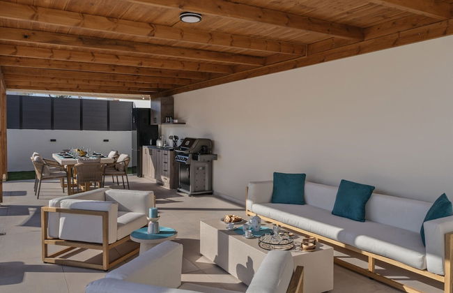 Elysian Villa 2 - With Private Pool - Foto 17