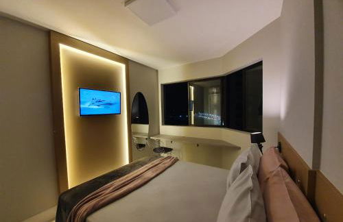 Lindo apto tudo novinho, prédio frente mar - Foto 24