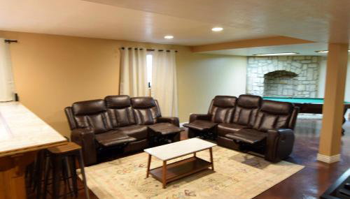 6 King Bedrooms, Sleeps 20, 8 Rooms, Bikes, HotTub - Foto 5