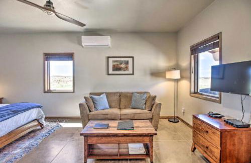 Cozy Elgin Casita with Gas Grill Pets Welcome! - Foto 12