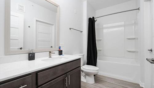 Affordable 2-Bedroom Fishers Pool View - Foto 5