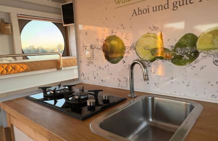 Hausboot in Berlin, festliegend im Yachthafen Schmöckwitz, mit Heizung - Photo 6