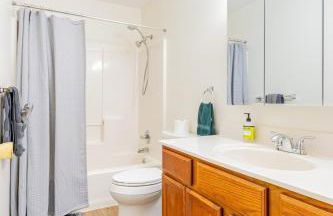 Comfort Awaits at Cozy Get Away - Dog Friendly - Foto 17