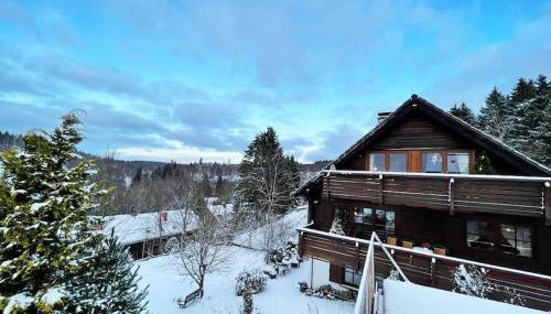 Blockhausflair mit Kamin, Balkon und Bergpanorama - Foto 2