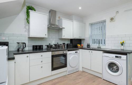 Modern 3BR Home - Designated Parking - Groups - Foto 21